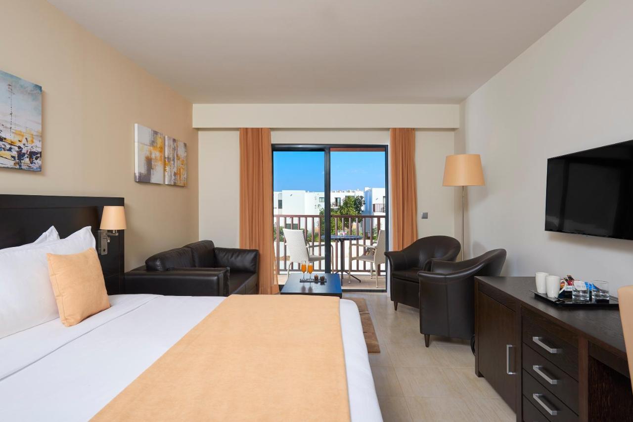 Melia Llana Beach Resort & Spa (Adults Only) Santa Maria Buitenkant foto