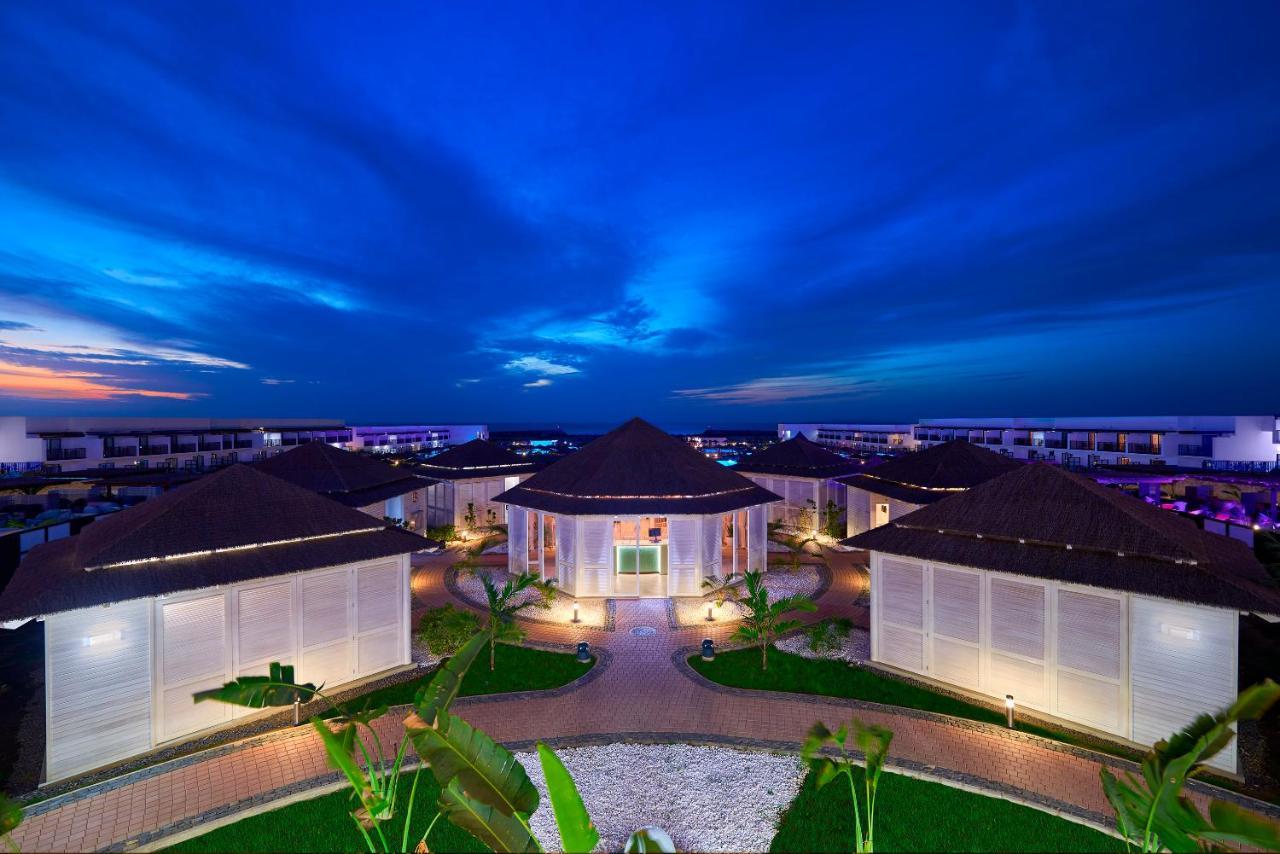 Melia Llana Beach Resort & Spa (Adults Only) Santa Maria Buitenkant foto